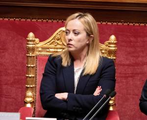 Al Senato opposizioni in letargo e Renzi porta il sole d'Arabia