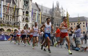 La lezione dell'atleta insultato dai cretini: l'Italia non è razzista