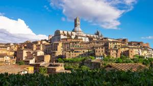 Siena, delirio femminista contro il bando "per uomini"