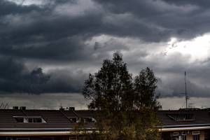 Meteo, tra caldo e temporali prima del ciclone Oscar