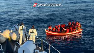 "Abbiamo fatto il nostro dovere". Lo sfogo del comandante della Guardia costiera di Crotone