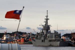 La Cina muove navi e caccia: così le forze di Pechino circondano Taiwan