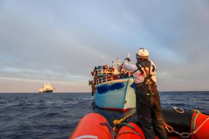 L'ultima follia a Lampedusa: la protesta di 500 minorenni