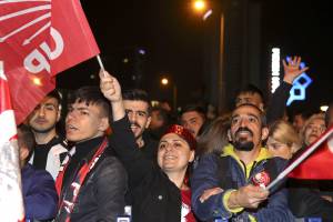 Erdogan sfiora la vittoria. Ballottaggio in Turchia: cosa può succedere
