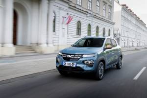 Dacia Spring Extreme Electric 65: prova su strada dell'elettrica da città