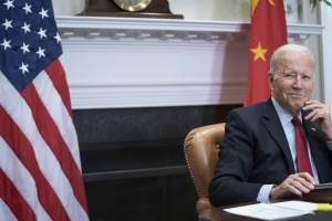 I viaggi "segreti", la trappola dei falchi e l'escalation: cosa succede tra Cina e Usa