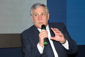 "Una maggioranza contro la sinistra". Tajani detta la linea per le elezioni Europee