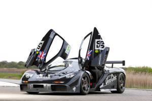 McLaren tira a lucido la F1 GTR per celebrare i 100 anni di Le Mans