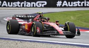 F1, doccia gelata sulla Ferrari. Ricorso accolto, Sainz perde due posizioni