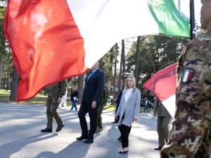 Viaggio di Meloni a Camp Adazi: la base Nato che "osserva" la Russia