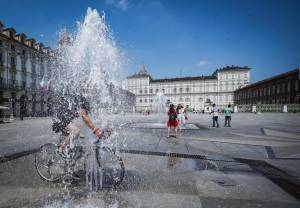 Caldo eccezionale, record storici in bilico: attenzione a Caronte