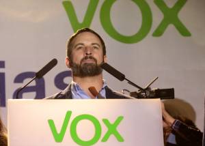 Spagna, scisma a destra: Vox rompe con i Popolari. È scontro sui migranti