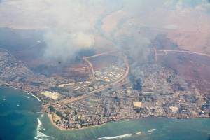 Hawaii divorate dalle fiamme: "Il bilancio dei morti sarà orribile"