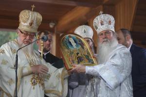 Scoppia la "guerra santa" in Occidente: chi è il patriarca che sta con Putin