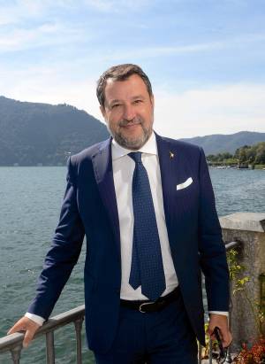 "Dureremo 10 anni e faremo anche il nucleare". Salvini si sente a casa e fissa gli obiettivi