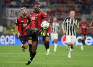 Champions, il Milan sbatte sul Newcastle: 0-0. Infortuni per Maignan e Loftus-Cheek