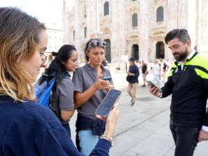 Ore 12, squillano i telefoni: ecco l'alert per le emergenze