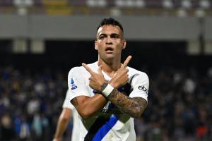 L'Inter si rialza subito. Poker da record di Lautaro