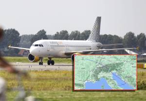 La follia dell'islamico in volo. Cecchini e atterraggio d'emergenza a Fiumicino