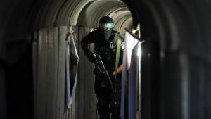 Acqua per stanare i terroristi: le Idf allagano i tunnel di Hamas