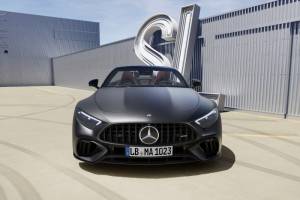 Mercedes SL 63 S E Performance, guarda tutte le foto