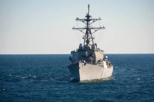 "Uss Laboon nel Mediterraneo": il segnale della nave che attaccó l'Iraq a Teheran