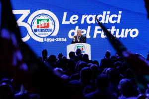 La festa di Forza Italia Tajani: "Noi ancora forti"