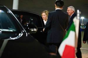 Meloni a Tokyo, l'Italia ora guida il G7