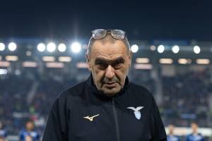L'ultimatum e la squadra in ritiro: cosa sta succedendo alla Lazio di Sarri