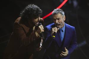 Sanremo 2024: ecco il look della seconda serata del Festival di Renga e Nek
