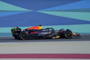 F1, test Bahrain: Verstappen imprendibile, Ferrari si nasconde