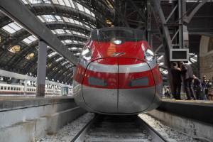 Treni, sciopero nazionale 23 e 24 marzo: cosa c’è da sapere