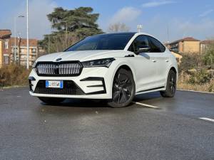 Skoda Enyaq Coupé RS: guarda il video in pillole del SUV elettrico da 299 CV