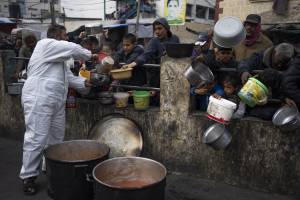 Passerella di dem e grillini a Rafah: "Qui per il cessate il fuoco"