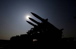 La "guerra" dei missili che scuote il cortile Usa