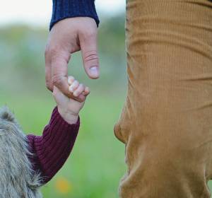 "È per l'inclusione". Annullata la festa del papà in un asilo di Roma