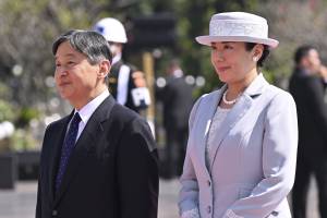 Amaterasu incombe su Naruhito. Cosa non convince del profilo social imperiale