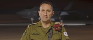 Il capo di stato maggiore israeliano: "Dall'Iran tanti missili, riceverà risposta"