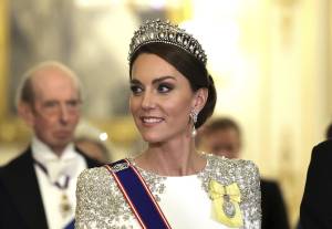 Nuova onorificenza per Kate: “Per la stima che il re nutre verso di lei”