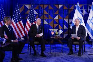 "No alla fine della guerra". Netanyahu ribadisce la linea dura nell'incontro con Blinken