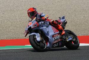 "Guiderà la Rossa fino al 2026". Marc Marquez ufficiale in Ducati (in coppia con Bagnaia)