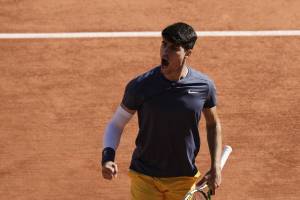 Roland Garros, Alcaraz in finale: Sinner battuto in 5 set