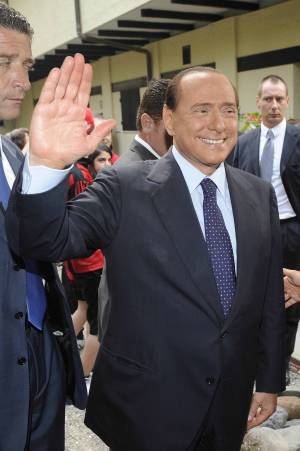 L'aeroporto intitolato a Silvio Berlusconi. La sinistra insorge (a scoppio ritardato)