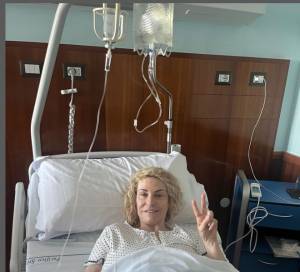 “Voglio essere sincera…” E Antonella Clerici pubblica la foto dall'ospedale. Cosa è successo