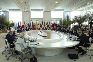 La Cina contro la dichiarazione finale del G7: "Piena di arroganza, pregiudizi e menzogne"