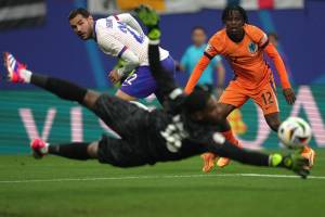 Euro 2024, tanto spettacolo ma zero gol tra Olanda e Francia. A Lipsia finisce 0-0
