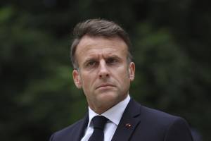 "Tregua politica durante le Olimpiadi": perché Macron alza bandiera bianca