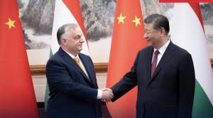 Nuova mossa di Orban, missione in Cina da Xi: "Qui per la pace in Ucraina"