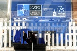Aiuti a Kiev, coordinamento e unità: gli obiettivi della Nato al vertice di Washington