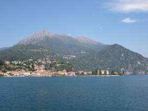 Turista inglese muore nelle acque del lago di Como, salva la compagna: tragedia a Menaggio